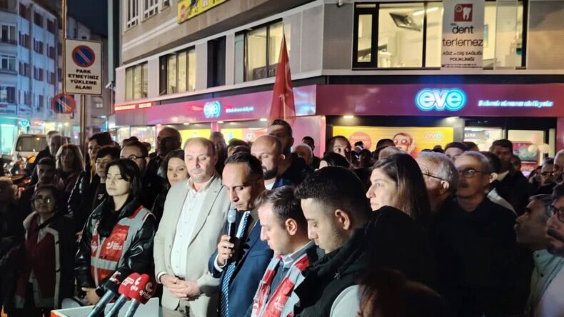 SOLMAZ: CHP TESLİM ALINAMAZ, SUSTURULAMAZ, DİZ ÇÖKTÜRÜLEMEZ!