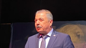 CUMHURİYETİN DEĞERLERİNE SAHİP ÇIKMAK ZORUNDAYIZ”