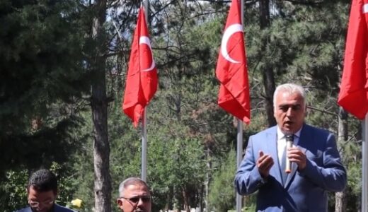 ŞEHİT ÖĞRETMEN ŞENAY AYBÜKE YALÇIN,KABRİ BAŞINDA ANILDI