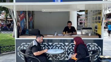 ÇÖZÜM MERKEZİ NOKTASI SAAT KULESİ ÖNÜNDE KURULDU