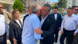 ÖZGÜR ÖZEL’DEN KÖSE AİLESİNE TAZİYE ZİYARETİ