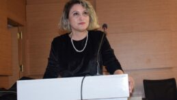 EĞİTİM-İŞ: “BAKANLIK, ‘SON DAKİKA’ UYGULAMASINDAN DERHAL VAZGEÇMELİ”