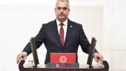 AHLATCI’DAN 30 AĞUSTOS ZAFER BAYRAMI MESAJI