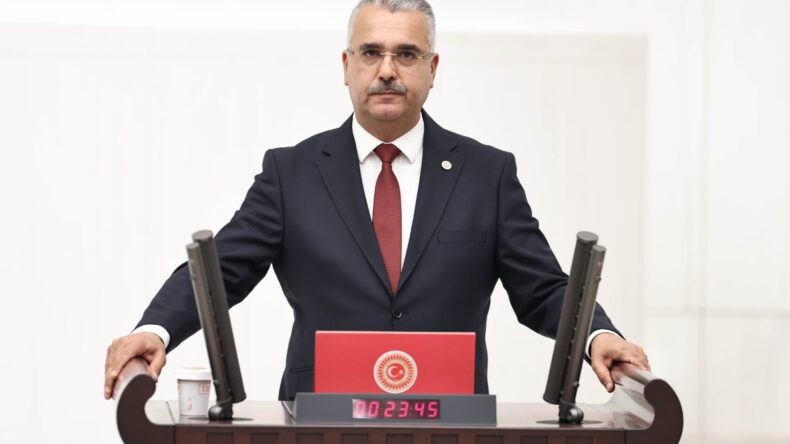 AHLATCI’DAN 30 AĞUSTOS ZAFER BAYRAMI MESAJI
